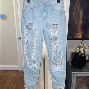 American Eagle Light Blue Distressed Women's Jeans